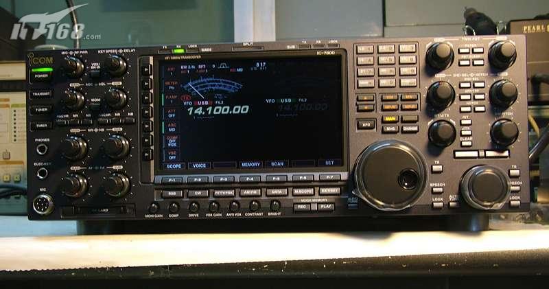 ICOM IC-7800 顶级业余无线电设备