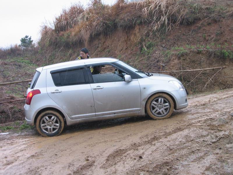 道路泥泞不堪